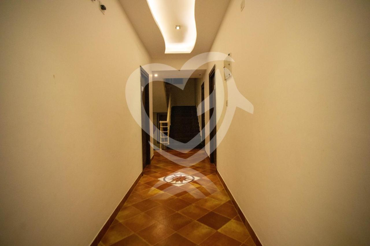 מלון De Alcazar קלנגוטה מראה חיצוני תמונה
